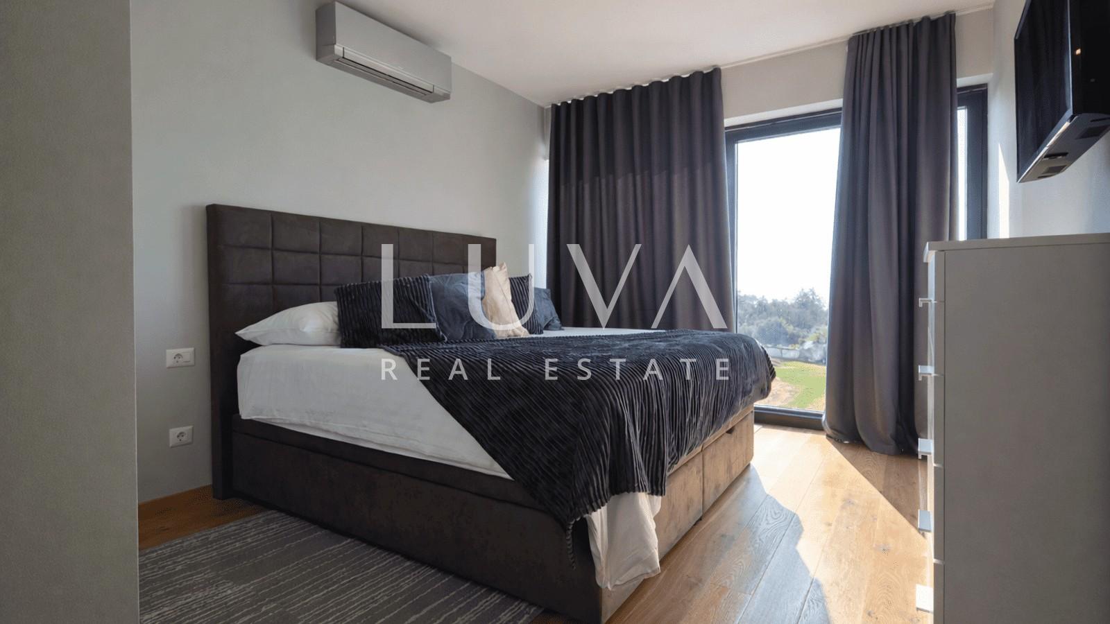 Poreč, Špadići, house with a pool near the sea for sale