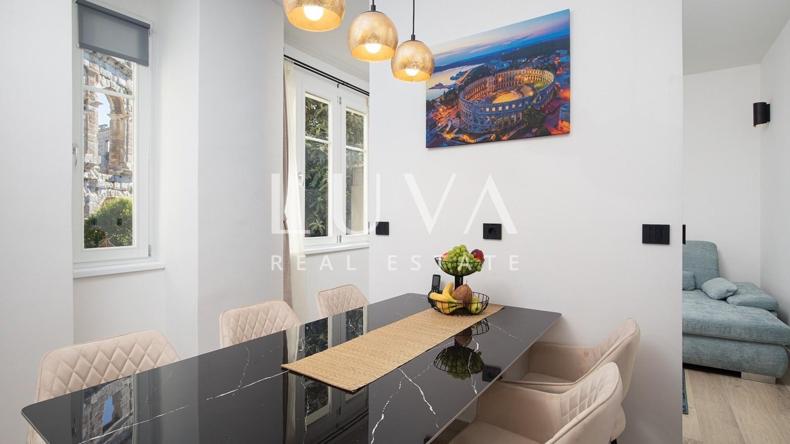 Pula, modern apartment next to the Arena with garden, 67 m2