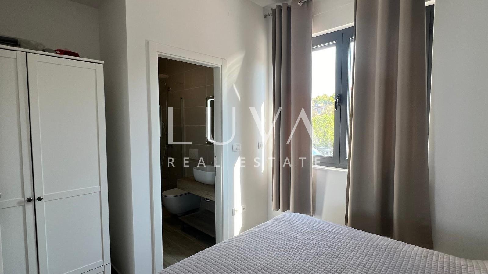 Rogoznica, modern house with pool near the sea, 263m2