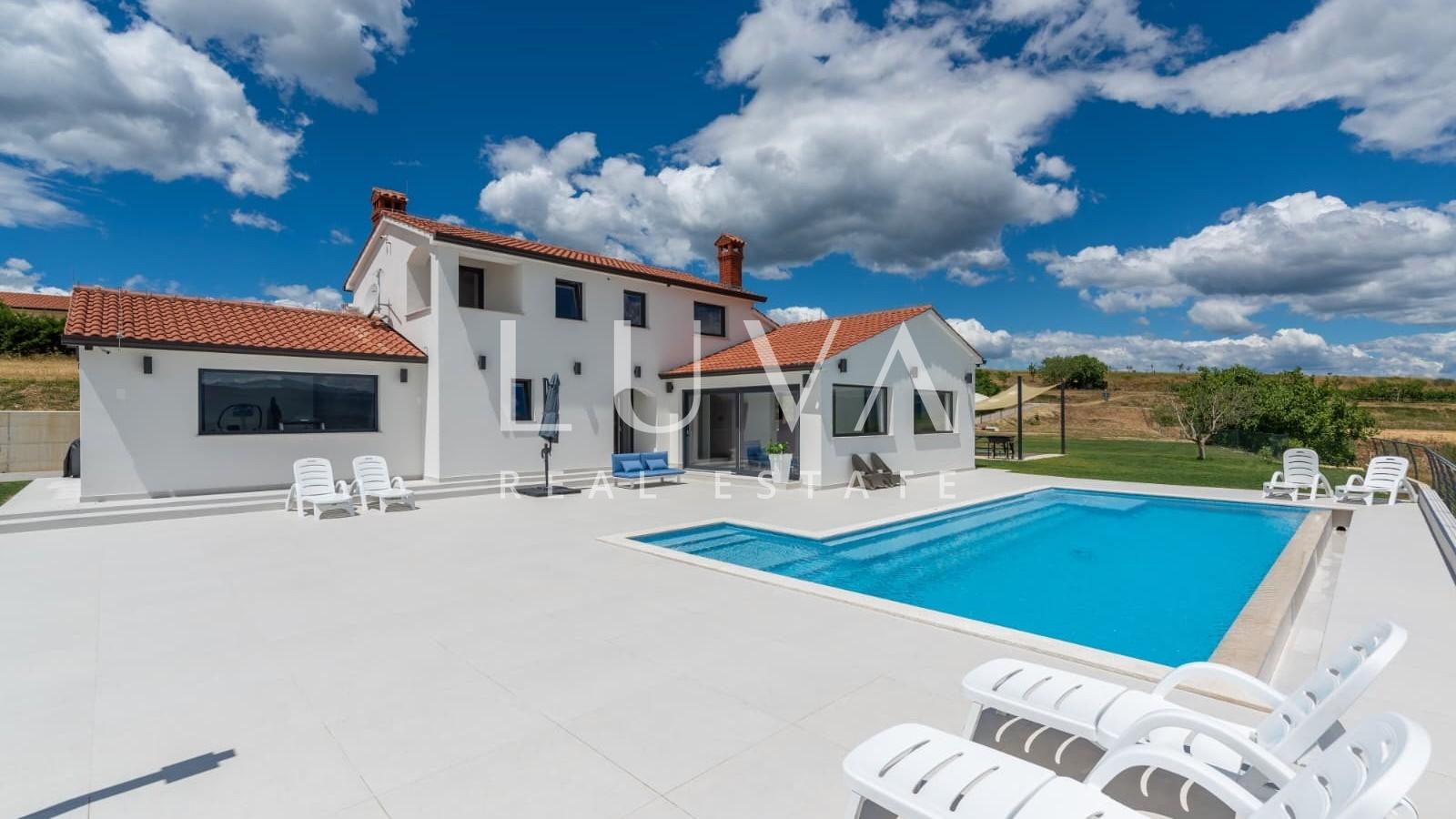 Istria, Vrh, modern villa with a unique view, 190 m2