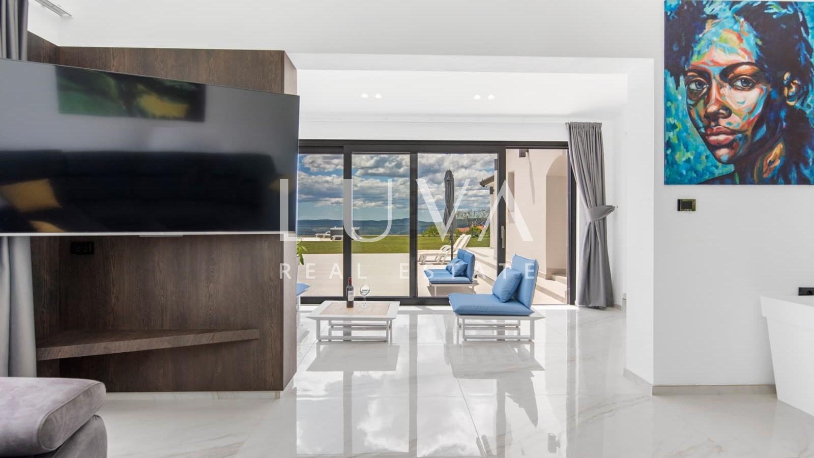 Istria, Vrh, modern villa with a unique view, 190 m2