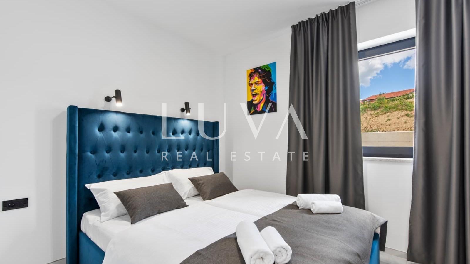 Istria, Vrh, modern villa with a unique view, 190 m2
