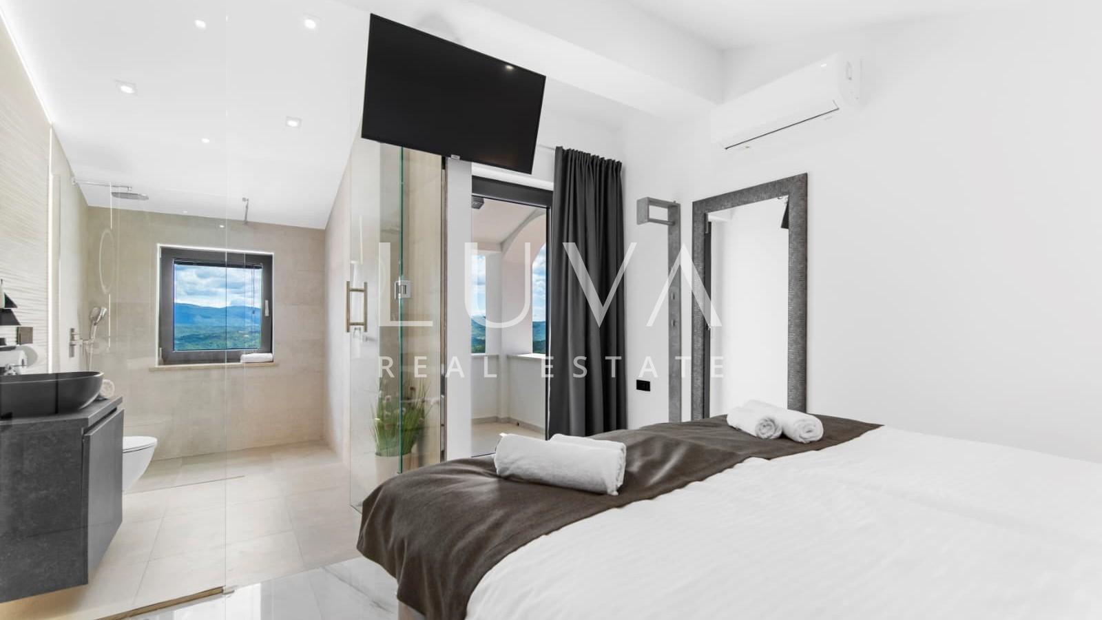 Istria, Vrh, modern villa with a unique view, 190 m2