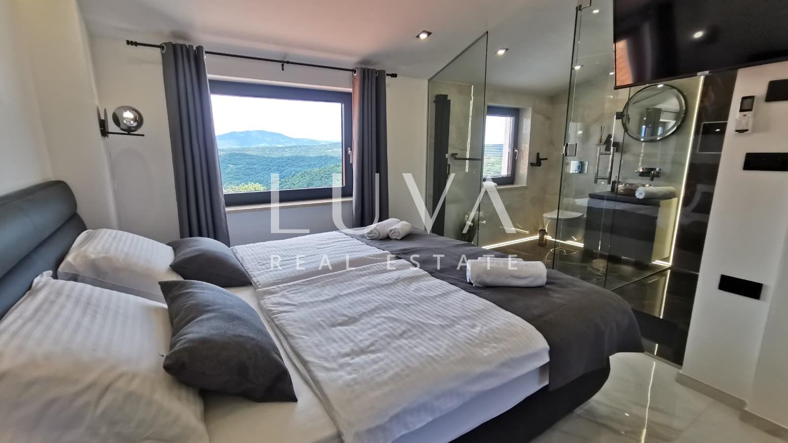 Istria, Vrh, modern villa with a unique view, 190 m2