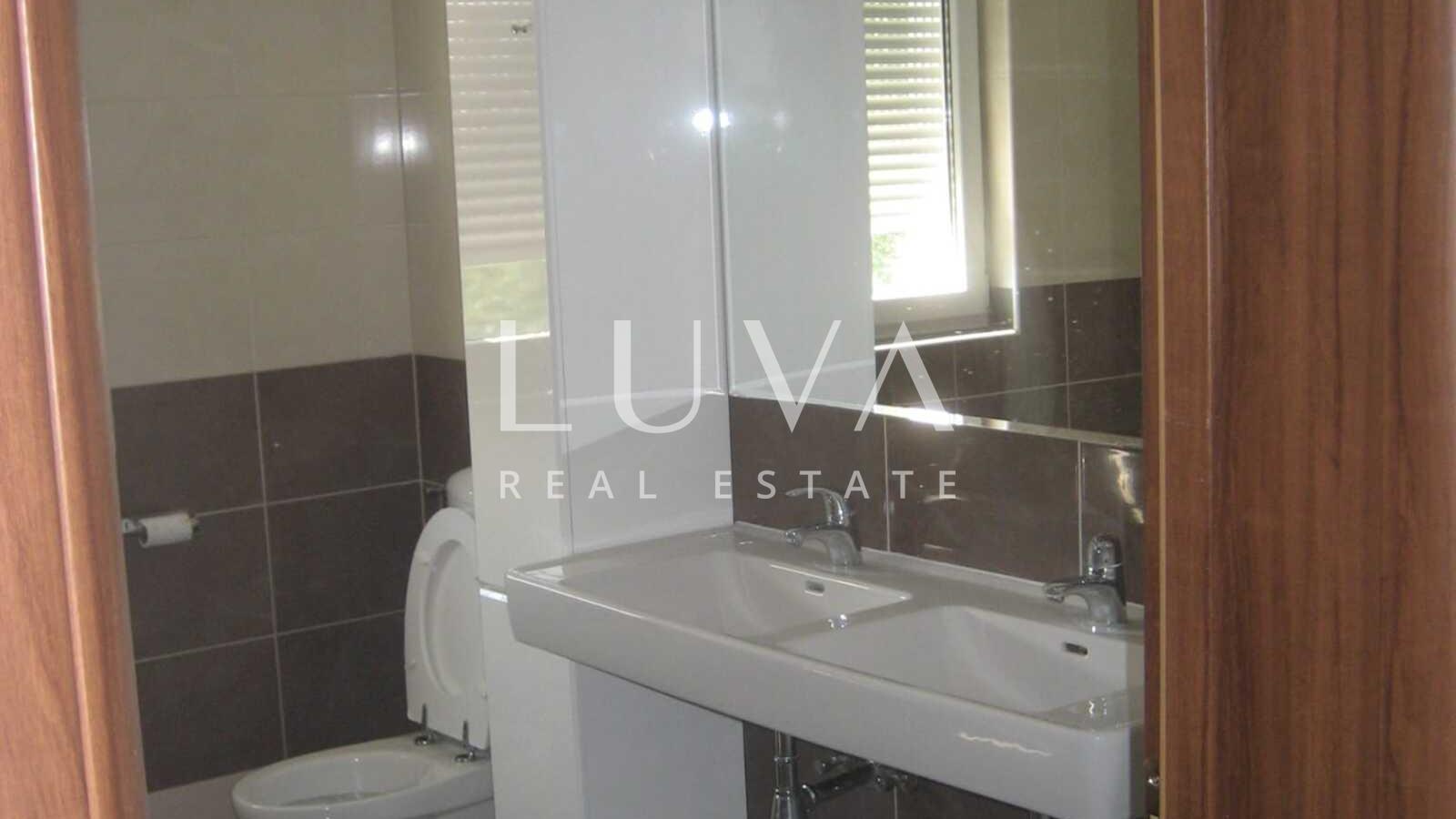 Zagreb, Mikulići, Haus mit Blick auf Zagreb, 380 m²