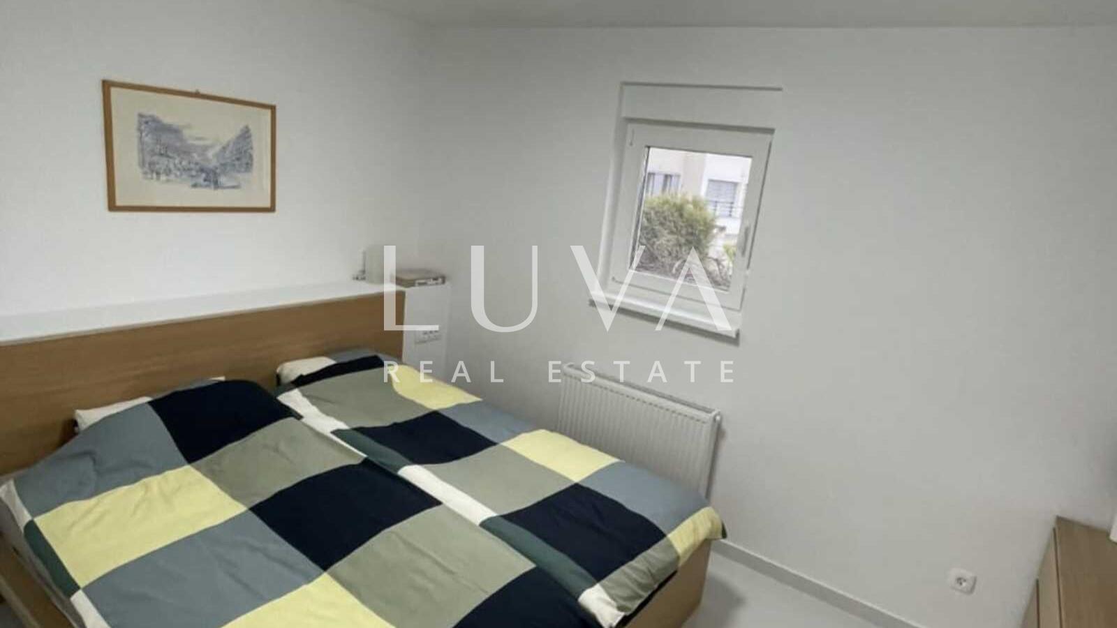 Zagreb, Mikulići, Haus mit Blick auf Zagreb, 380 m²