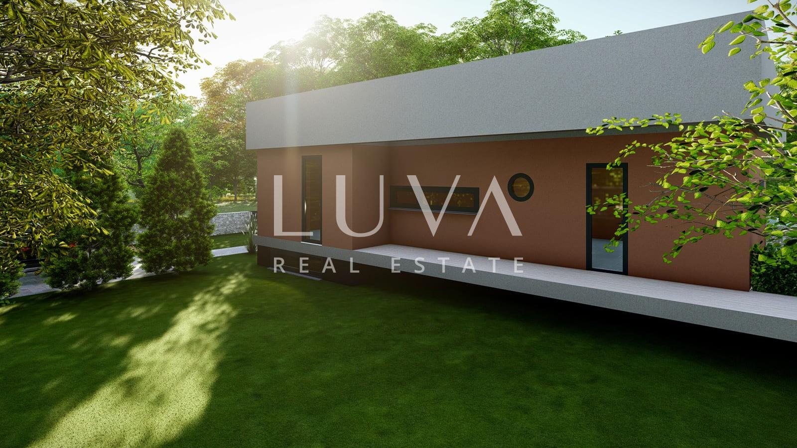 Istria, Poreč, 958 m² plot, first row to the sea, with direct access to the beach