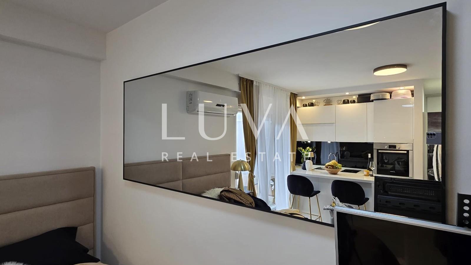 Split, Kman, sale of a beautifully furnished apartment with parking