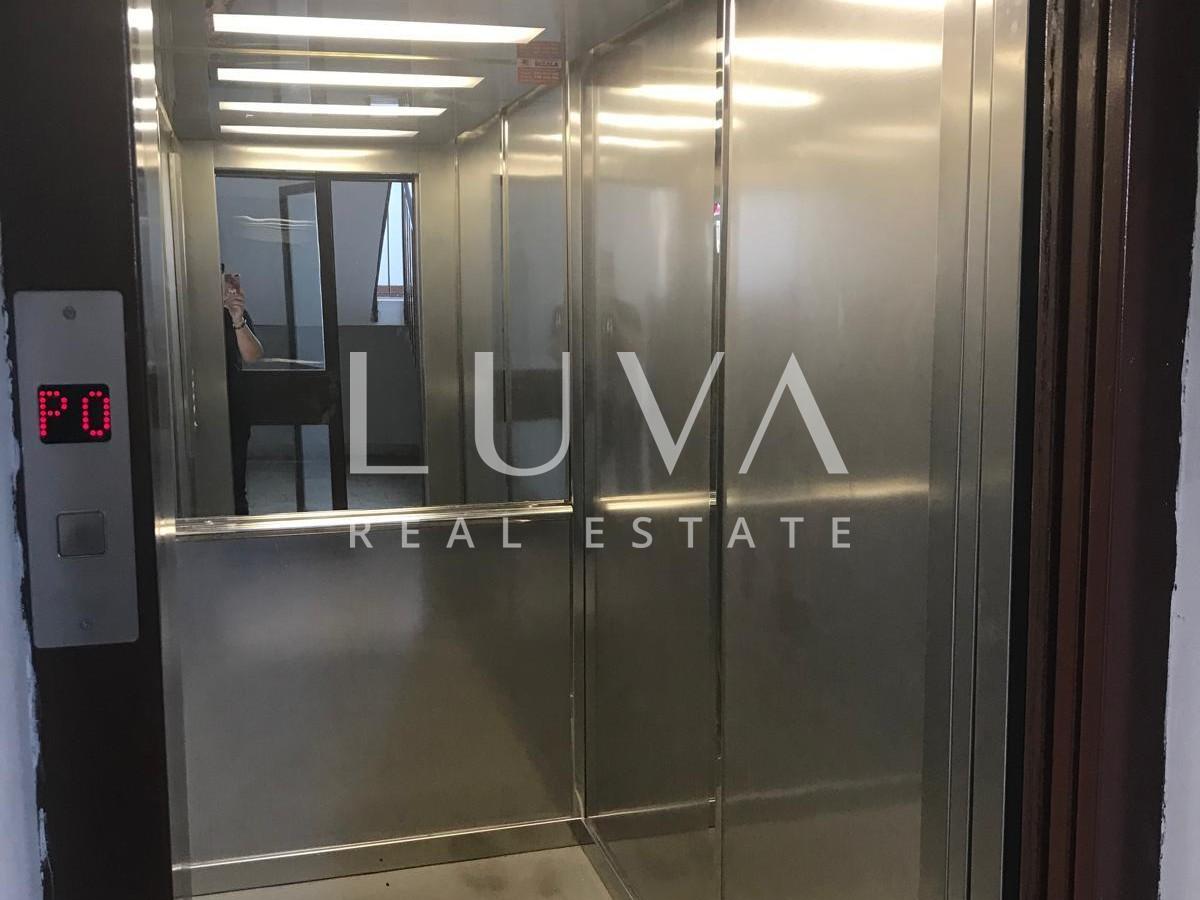 Split, Sućidar, Verkauf einer großen und vollständig eingerichteten Wohnung, 83 m²