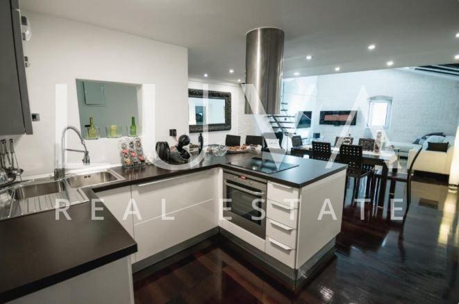 Šibenik, exklusive Wohnung 90 m2 mit Galerie im Zentrum