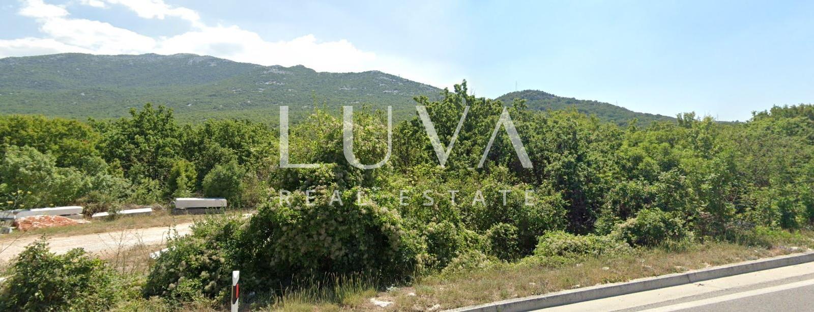 Solin, Klis, building Plot of 2,512 m² with location permit