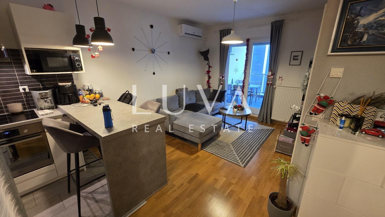 Zagreb, Darwinova, jednosoban stan na 4. katu s liftom, 52 m²