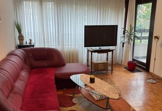 Zagreb, Jarun, Dreizimmerwohnung mit Balkon im 2. Stock, 78,26 m²