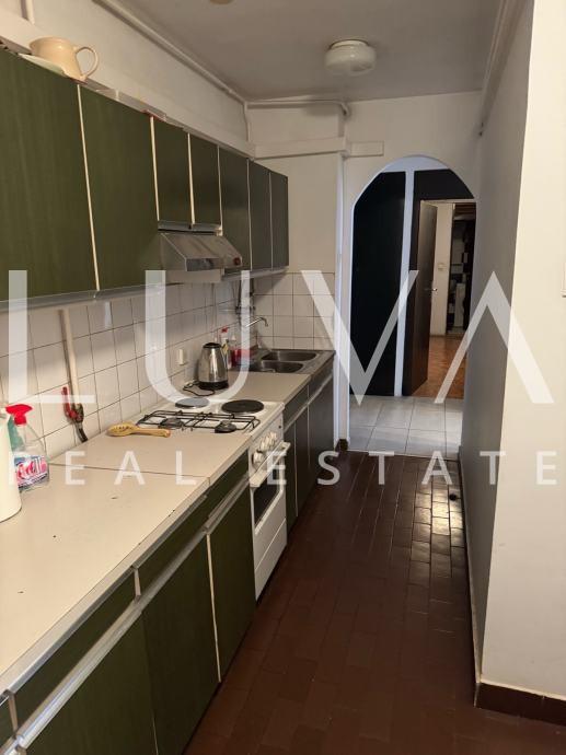 Zagreb, Jarun, Dreizimmerwohnung mit Balkon im 2. Stock, 78,26 m²