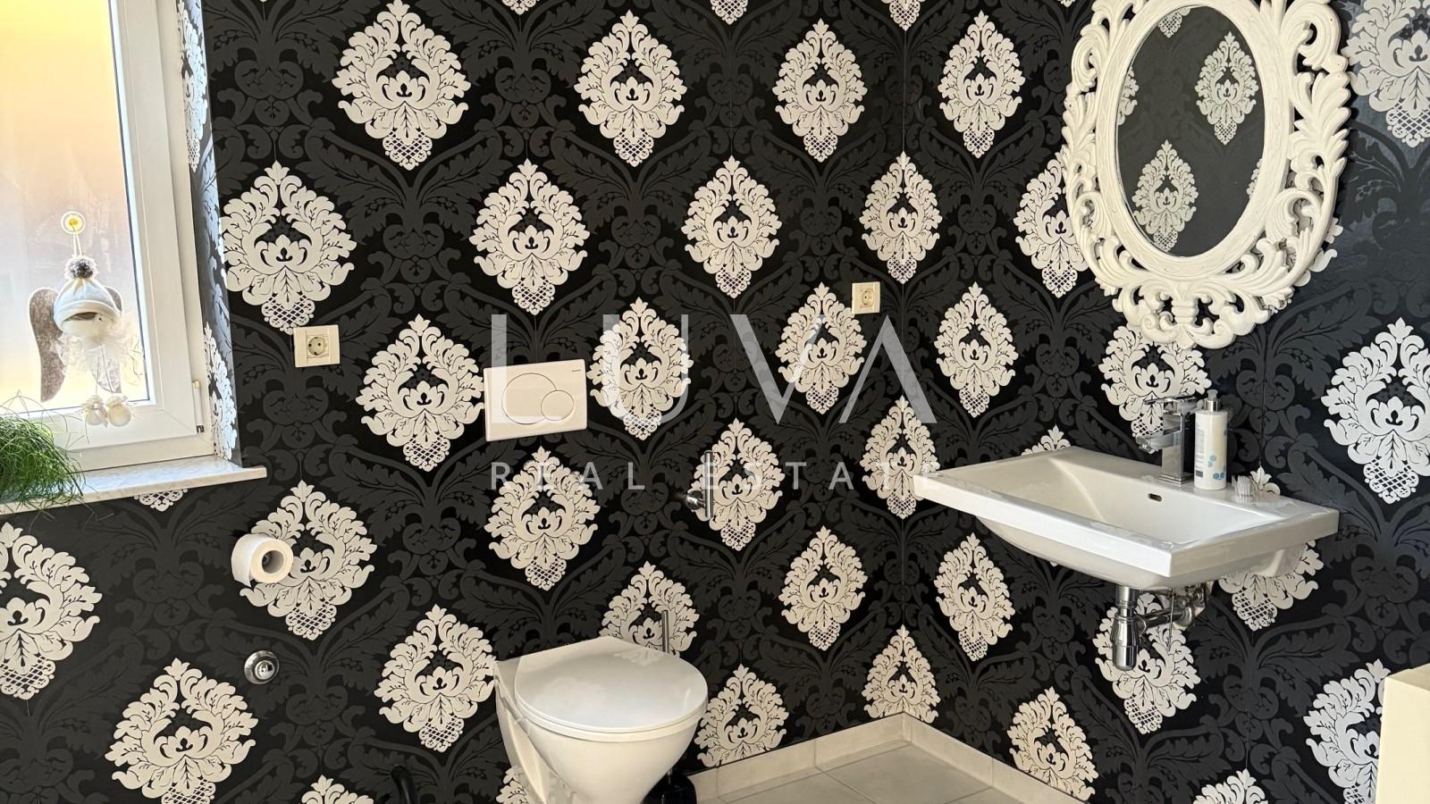 Samobor, Haus zum verkauf auf einem 2500 m2 groben grundstuck mit Panoramablick