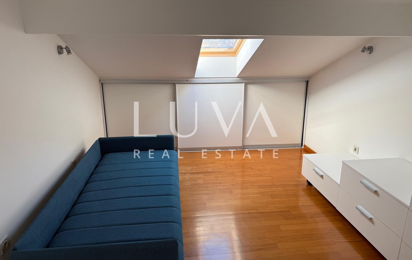 Samobor, Haus zum verkauf auf einem 2500 m2 groben grundstuck mit Panoramablick