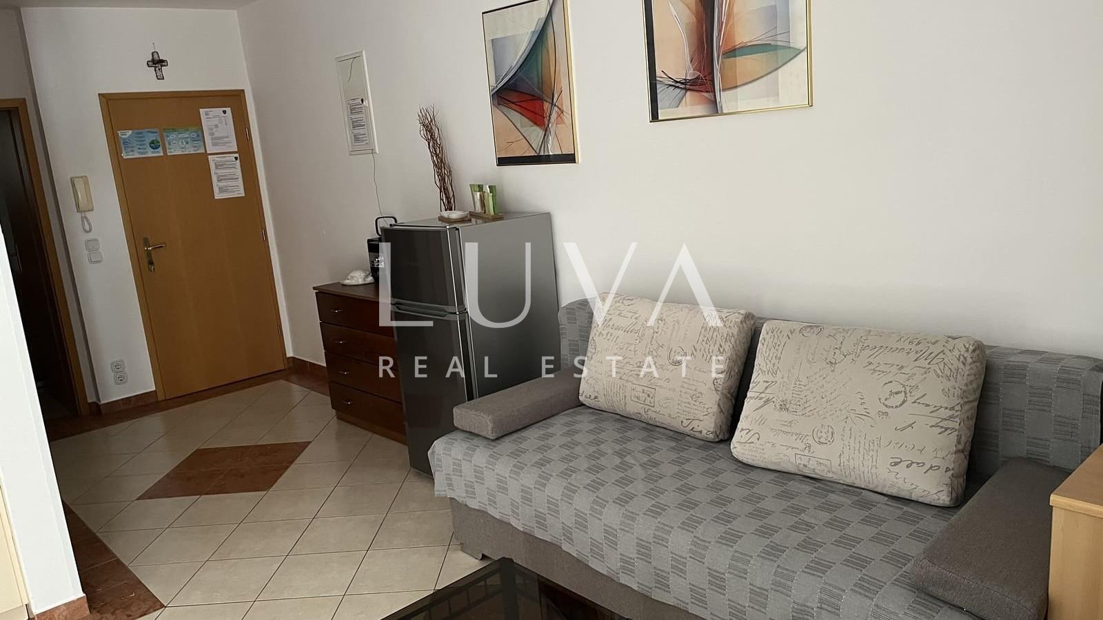 Mali Lošinj, Artatore, house first row to the sea for sale