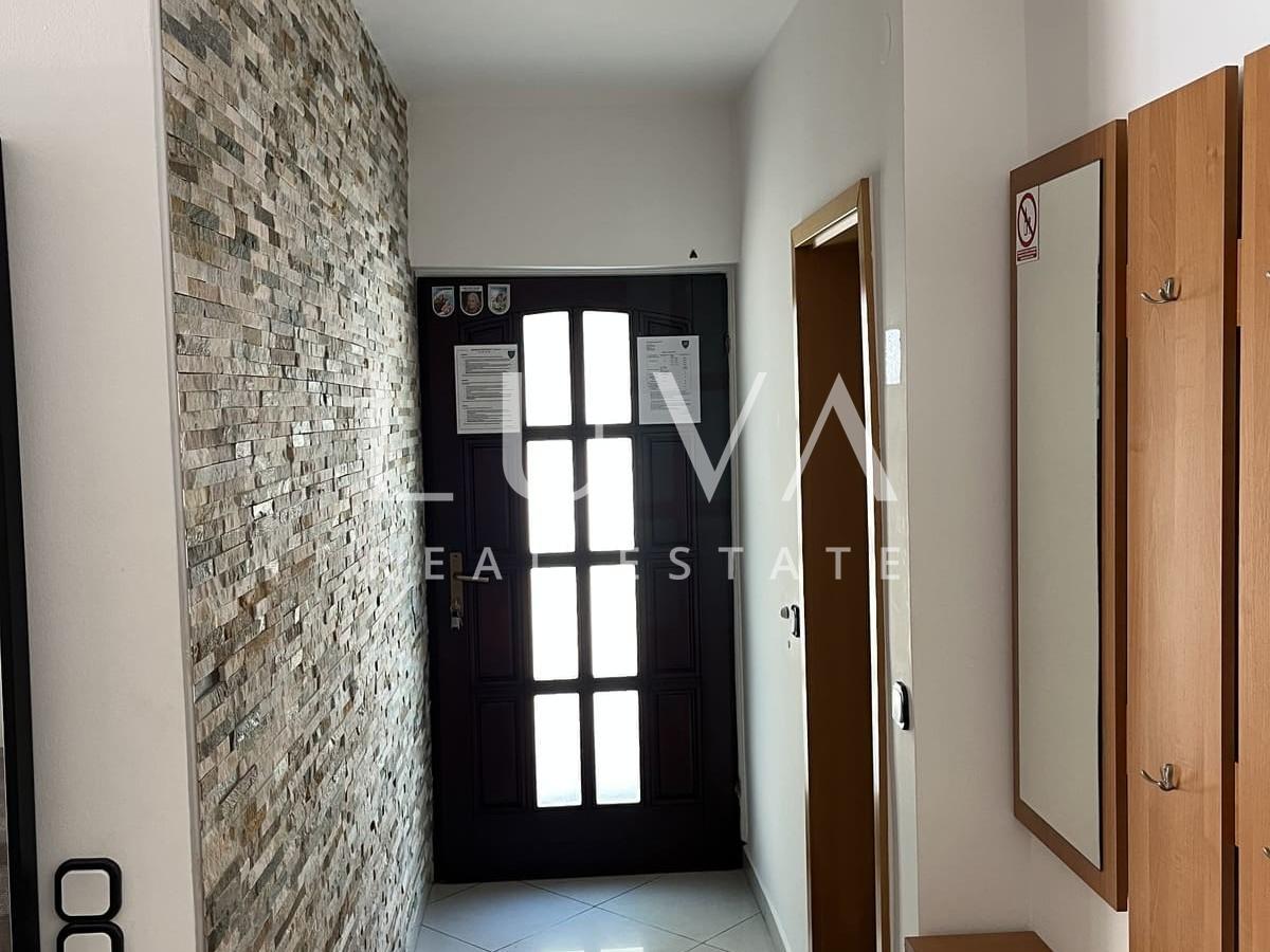 Mali Lošinj, Artatore, house first row to the sea for sale