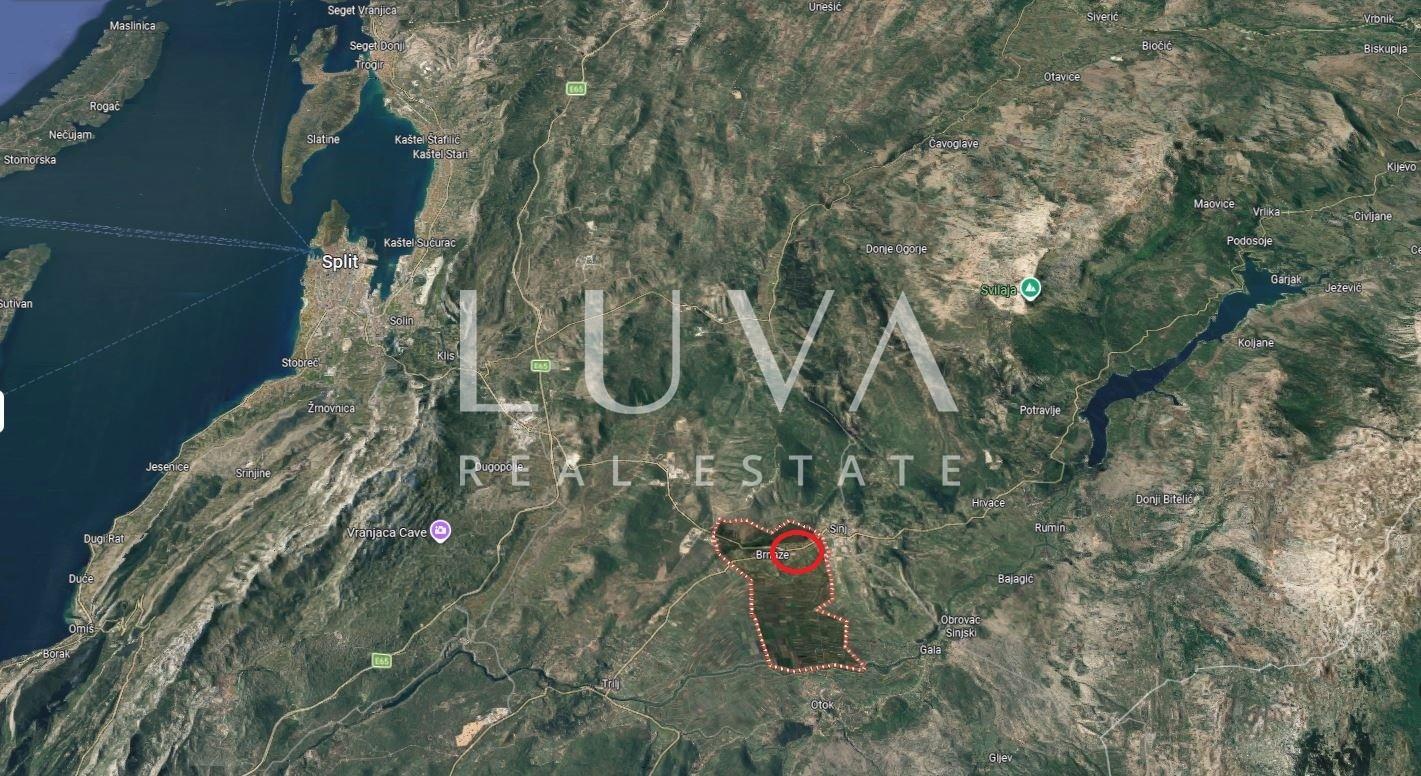 Sinj, Brnaze, building land 2213 m² with location information for sale