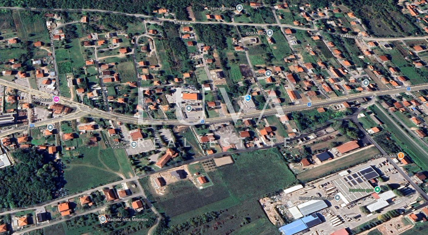 Sinj, Brnaze, building land 2213 m² with location information for sale