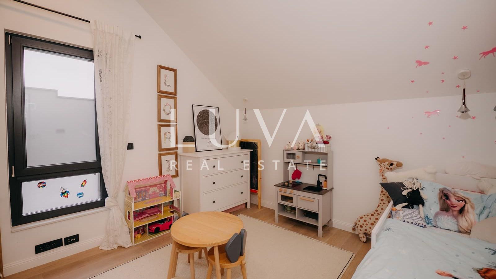 Zagreb, Jarun, luksuzan penthouse 165m2 NKP + 3GPM, prodaja