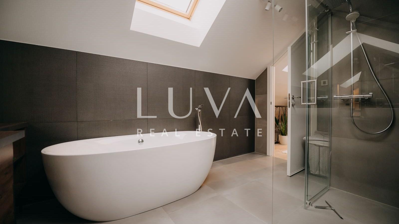 Zagreb, Jarun, luksuzan penthouse 165m2 NKP + 3GPM, prodaja