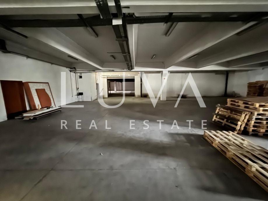 Dicmo, Prisoje, warehouse for rent, 1700 m²