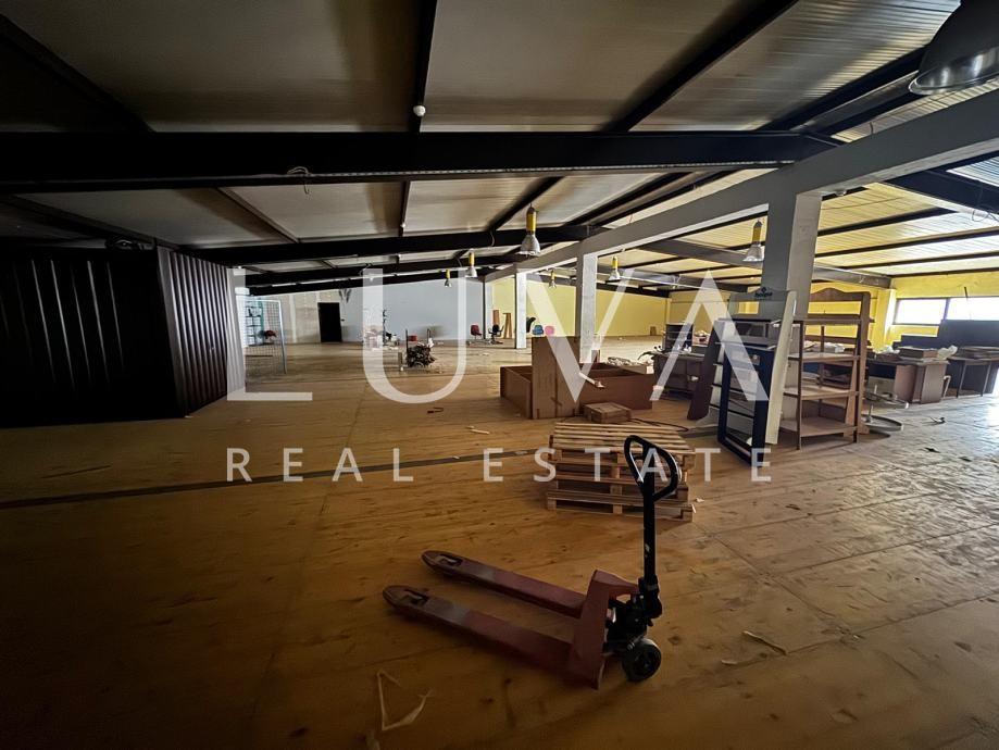 Dicmo, Prisoje, warehouse for rent, 1700 m²