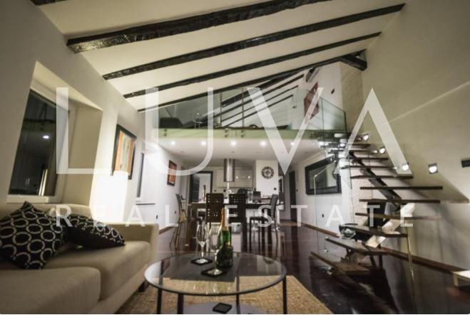 Šibenik, exklusive Wohnung 90 m2 mit Galerie im Zentrum