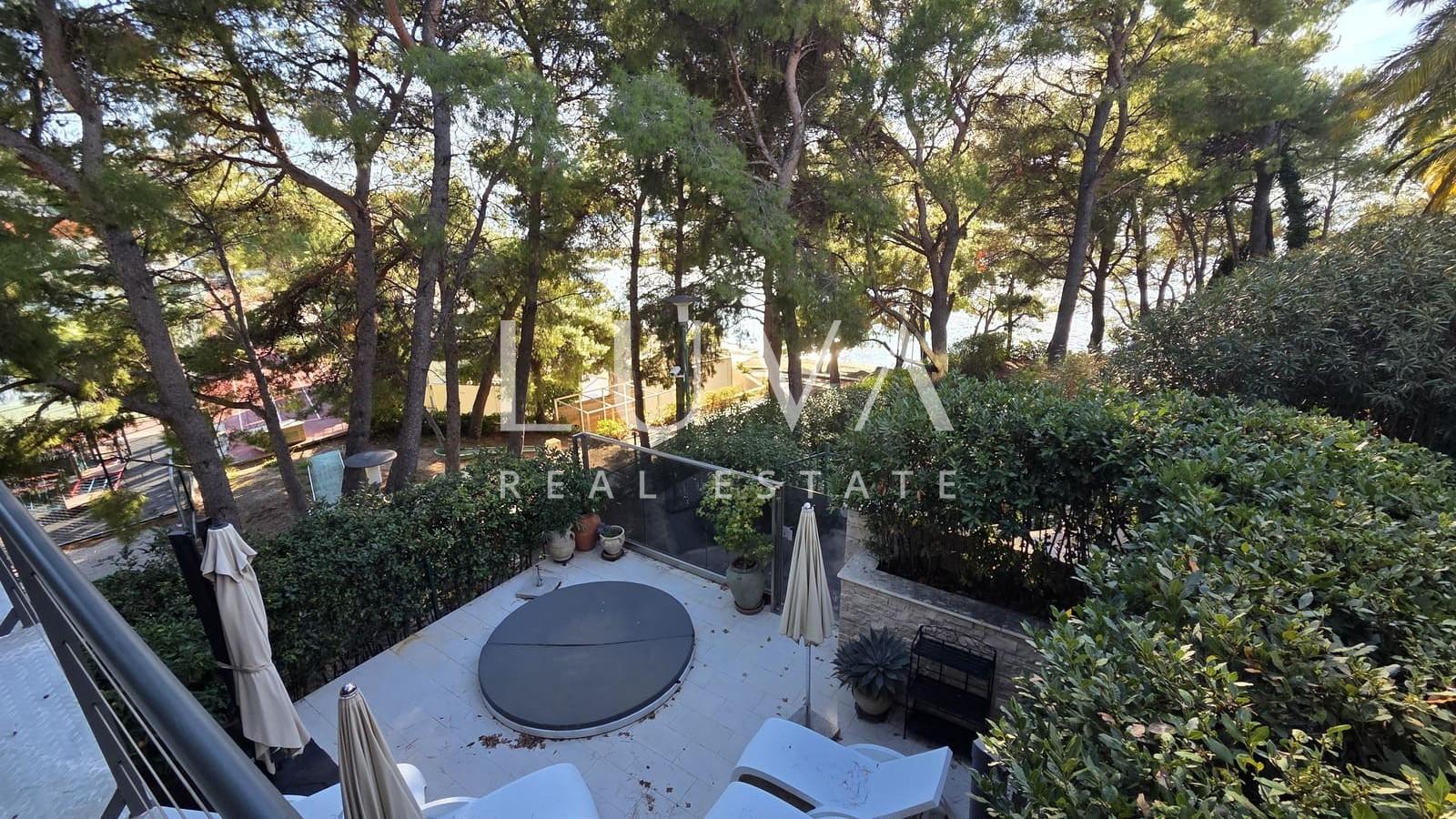 Split, Podstrana, seafront villa with 7 apartments for sale