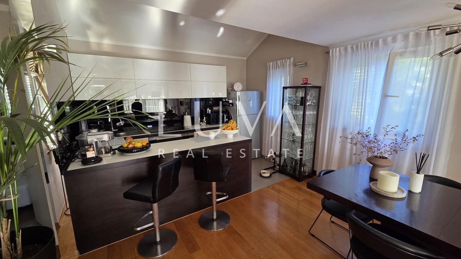 Split, Podstrana, seafront villa with 7 apartments for sale