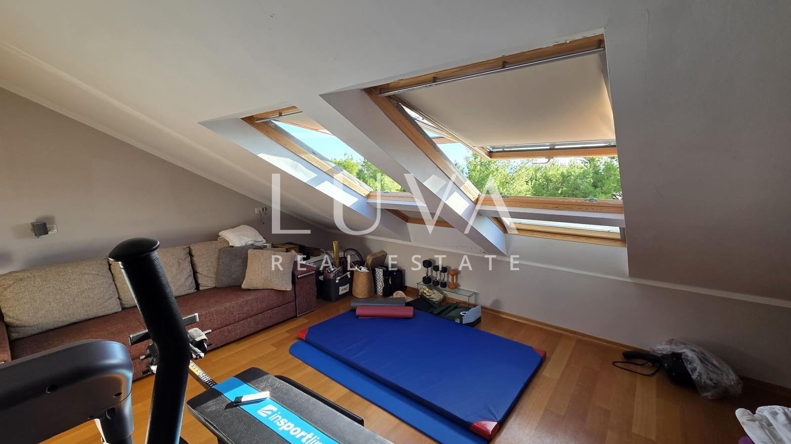 Split, Podstrana, seafront villa with 7 apartments for sale