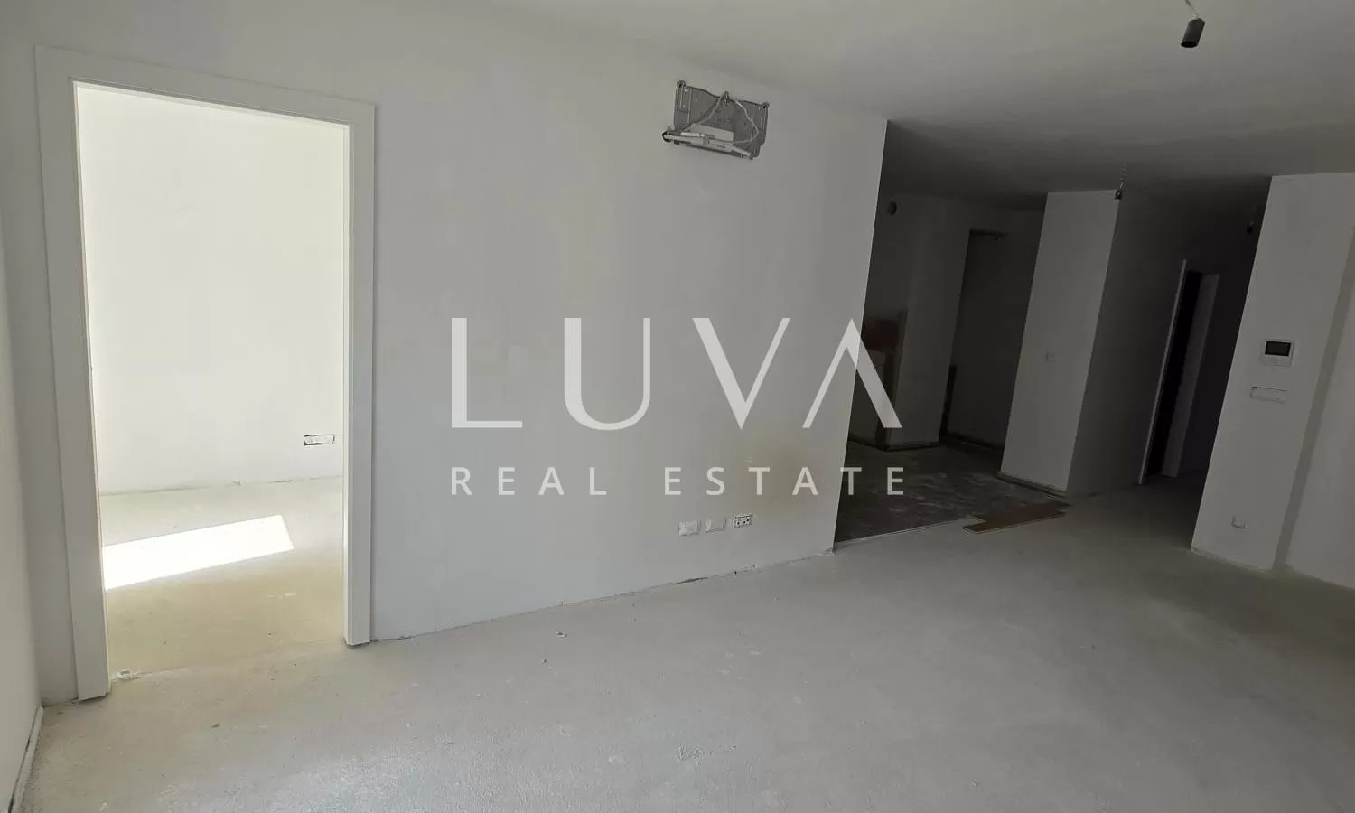 Split, Žnjan, Neubau, Maisonettewohnung 112 m² + Garage, Garten