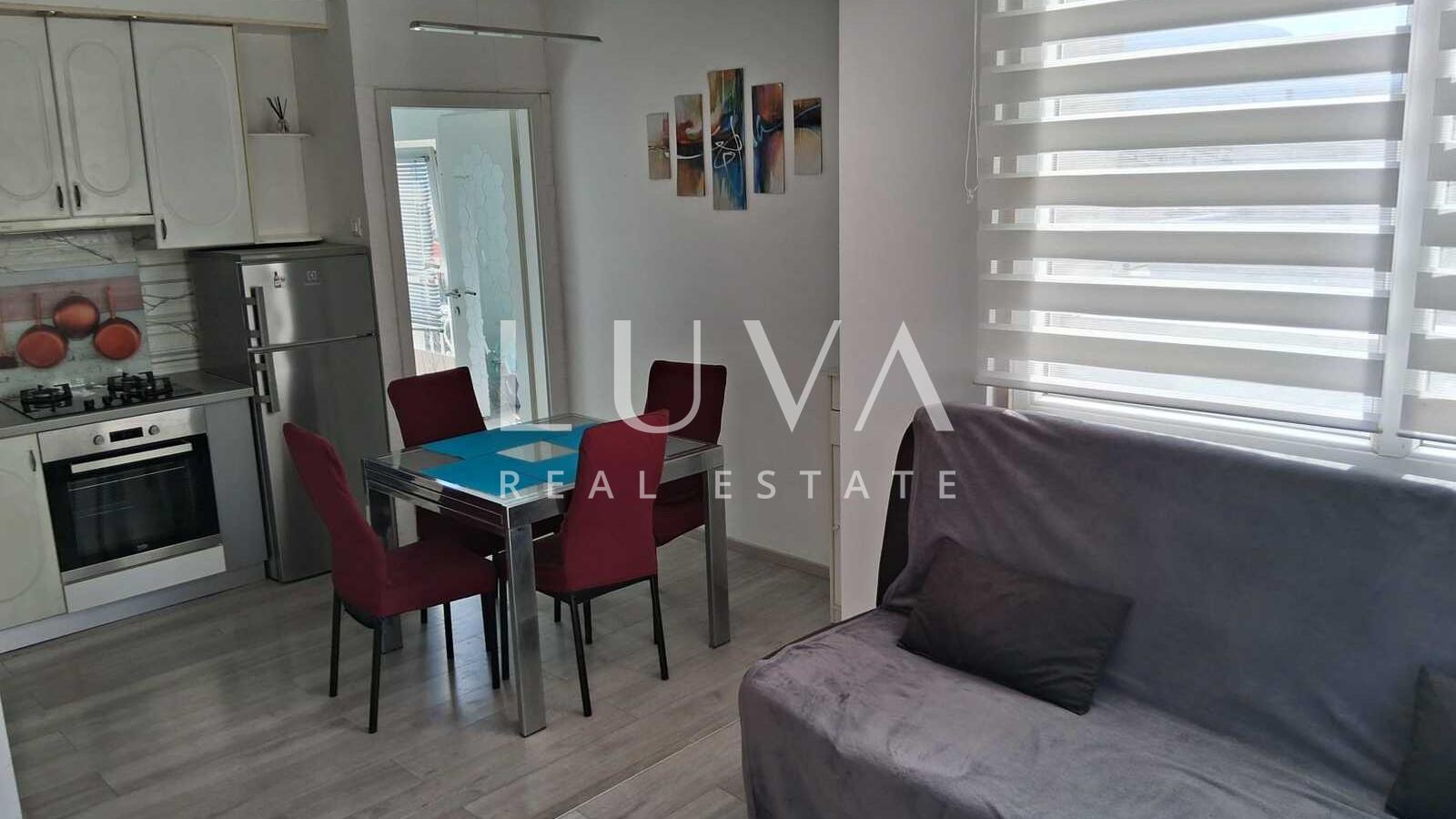 Split, Dragovode, möblierte Wohnung in einem neueren Gebäude, 40 m², zu verkaufen