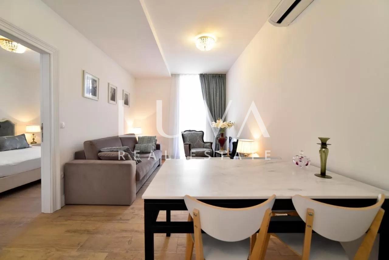 Zentrum, Berislavićeva, Wohnung 118m2, 5 Zimmer, 3 Badezimmer, zu verkaufen