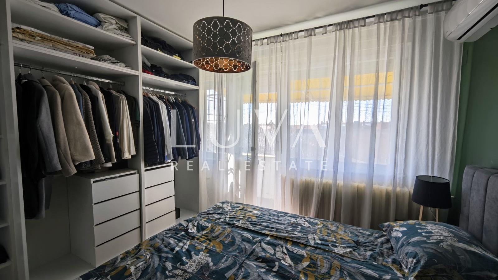 Osijek, Center, three-room apartment with two balconies for sale