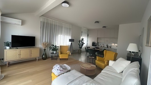 Samobor Zentrum – Luxus-Wohnung 106,39m2 zu Vermieten