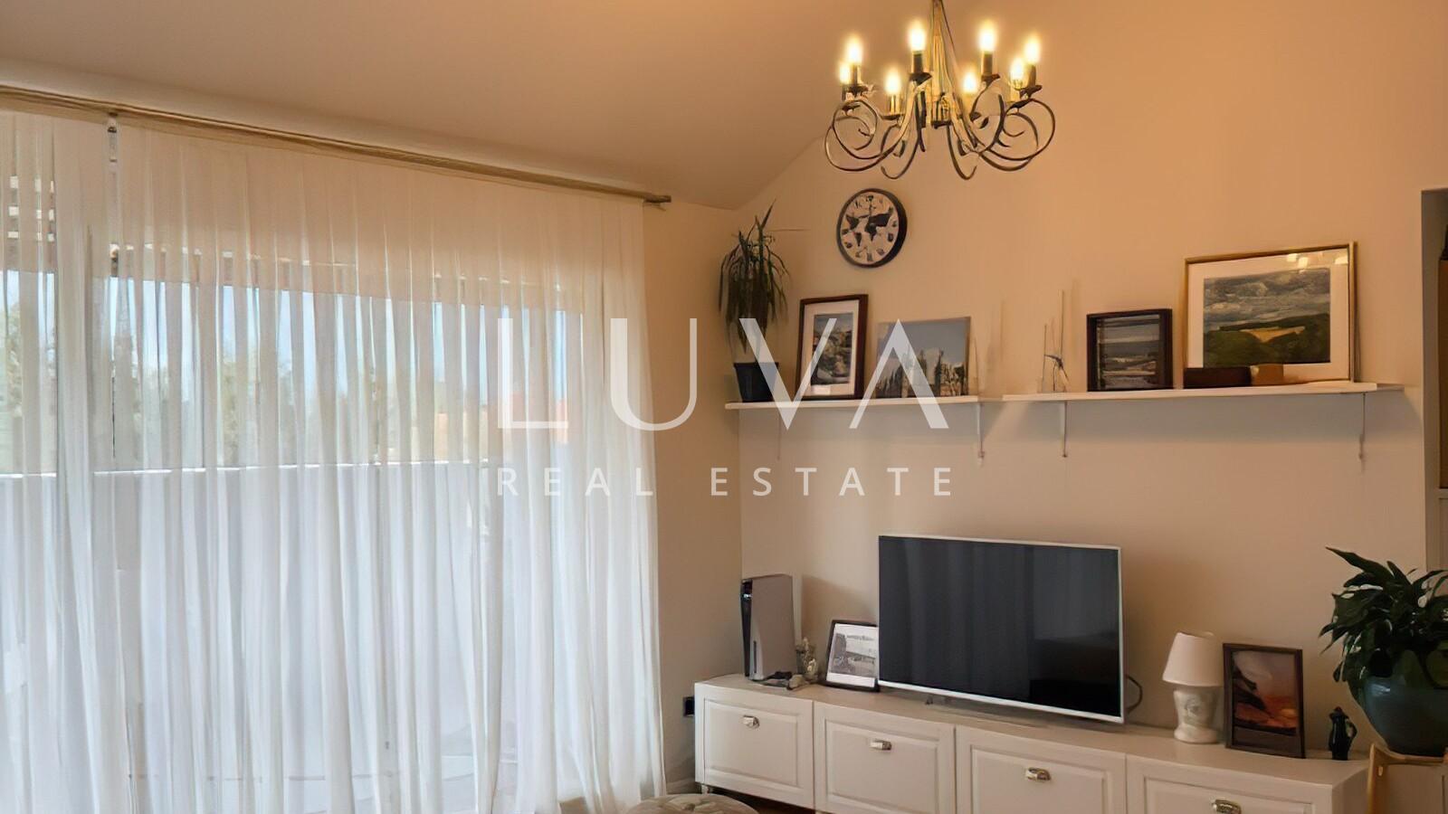 Samobor Zentrum – Luxus-Penthouse 105,86m2 zu Vermieten