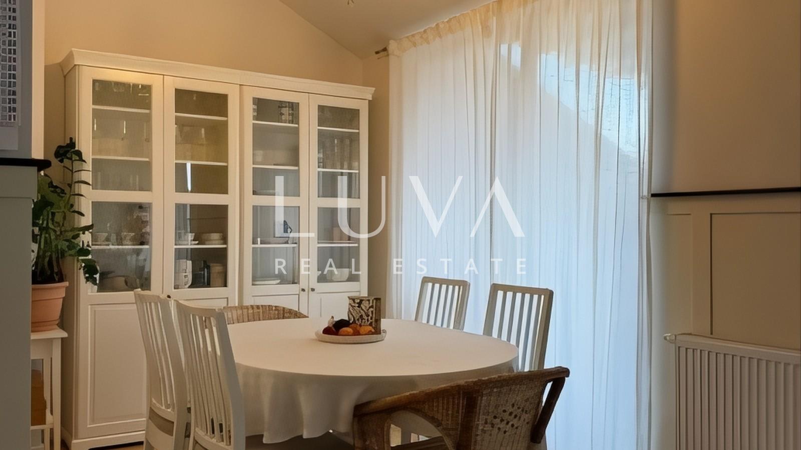 Samobor Zentrum – Luxus-Penthouse 105,86m2 zu Vermieten