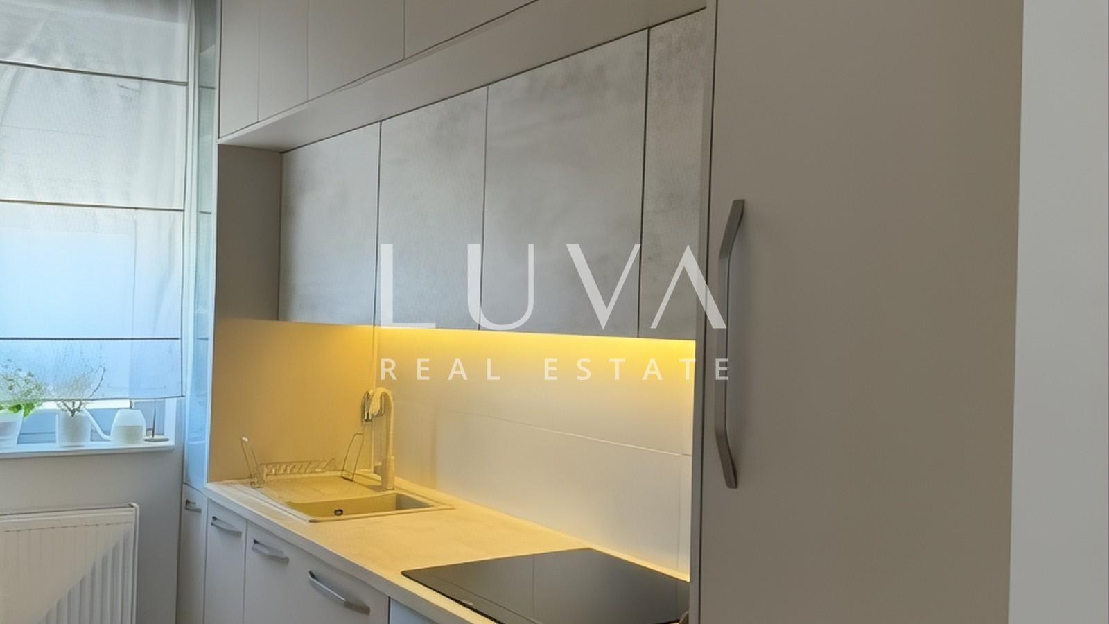 Samobor Zentrum – Luxus-Penthouse 105,86m2 zu Vermieten
