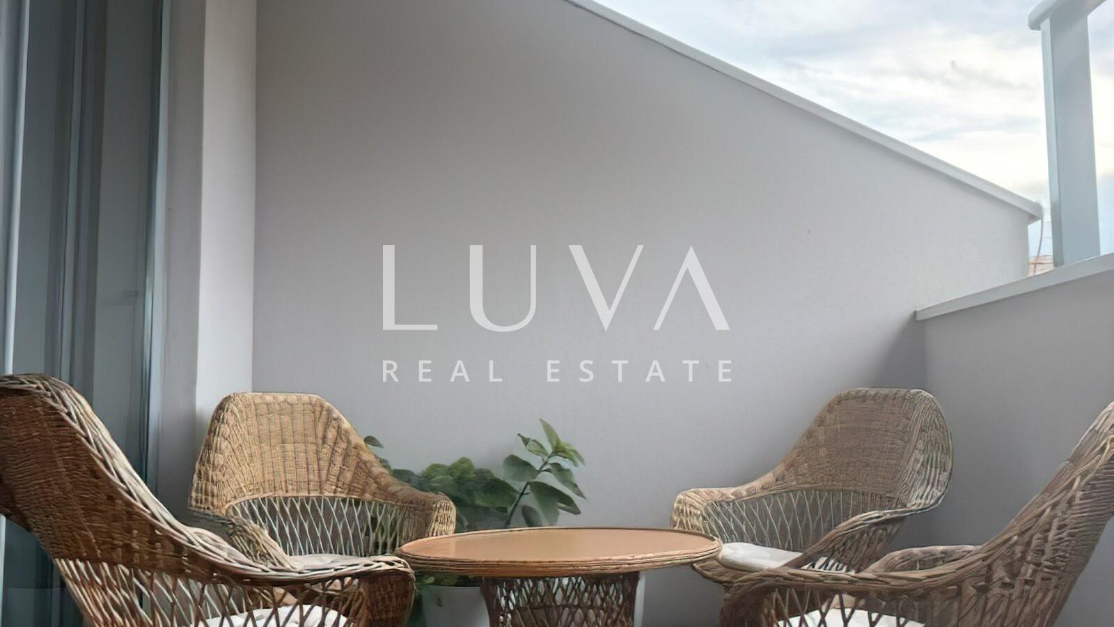 Samobor Zentrum – Luxus-Penthouse 105,86m2 zu Vermieten
