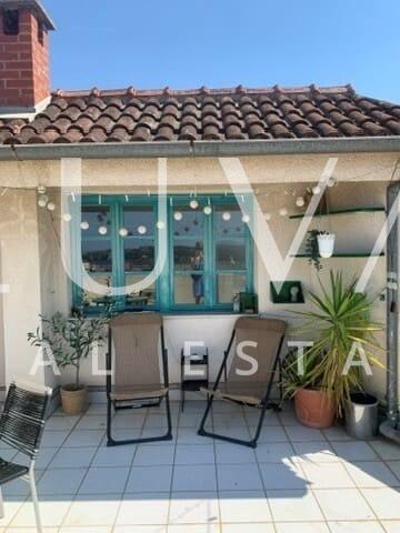 Šibenik, Varoš, 3-bedroom apartment 100 m² with rooftop terrace for long-term rent