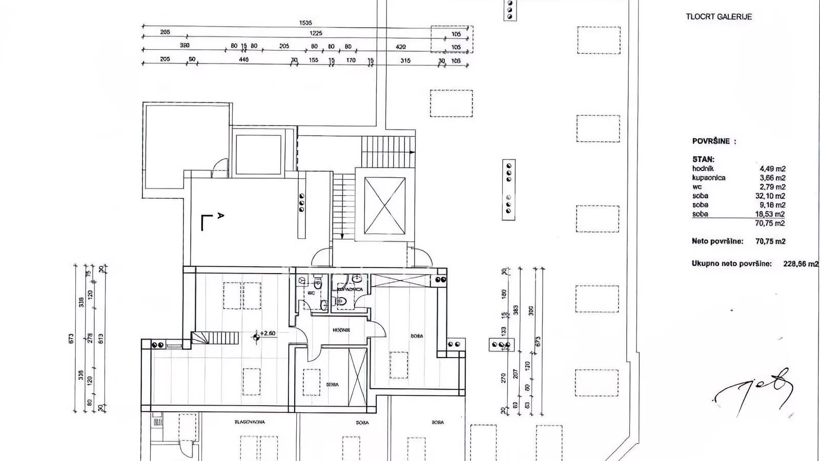 Zentrum Zagreb, 228,56 m2 Maisonette zur Sanierung zu verkaufen