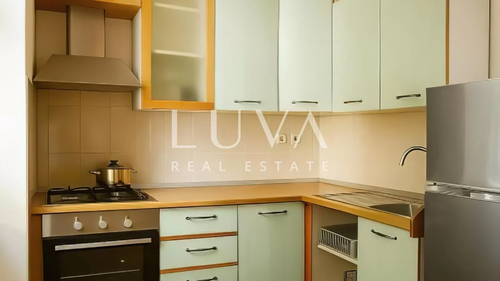 Central Zagreb, renovated 3-room flat for sale