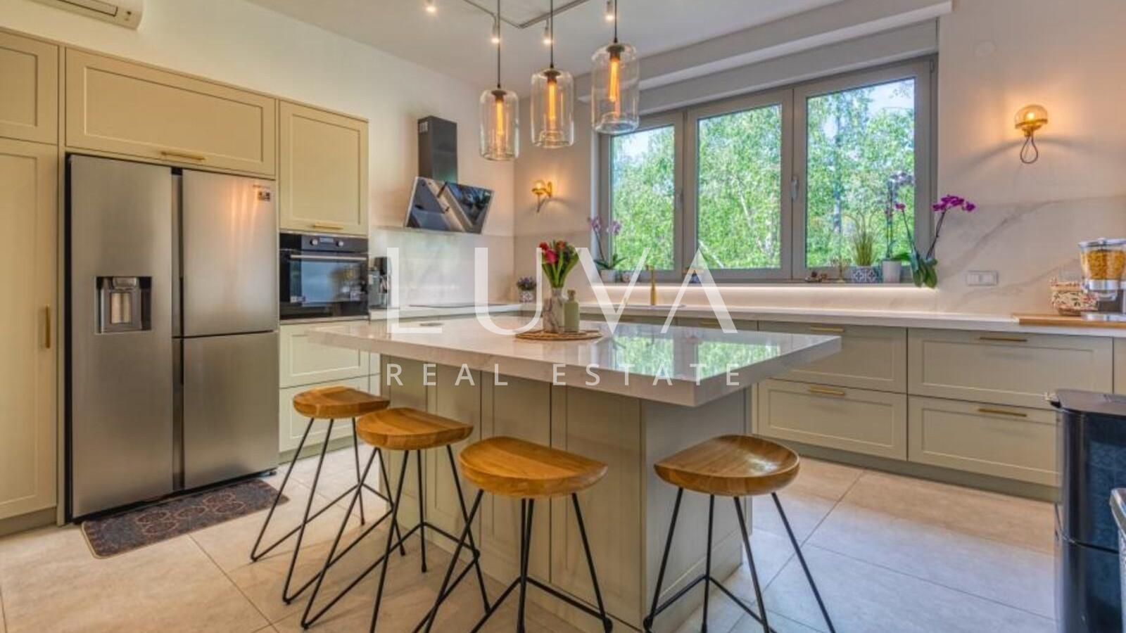 Zagreb, Medveščak, Exklusive Wohnung 259m2,  Verkauf