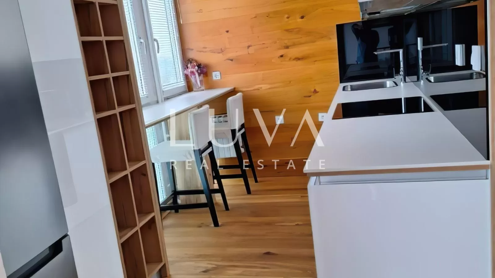 Vrbik, renovierte 3-Zi-Wohnung 77m2 mit herrlichem Ausblick