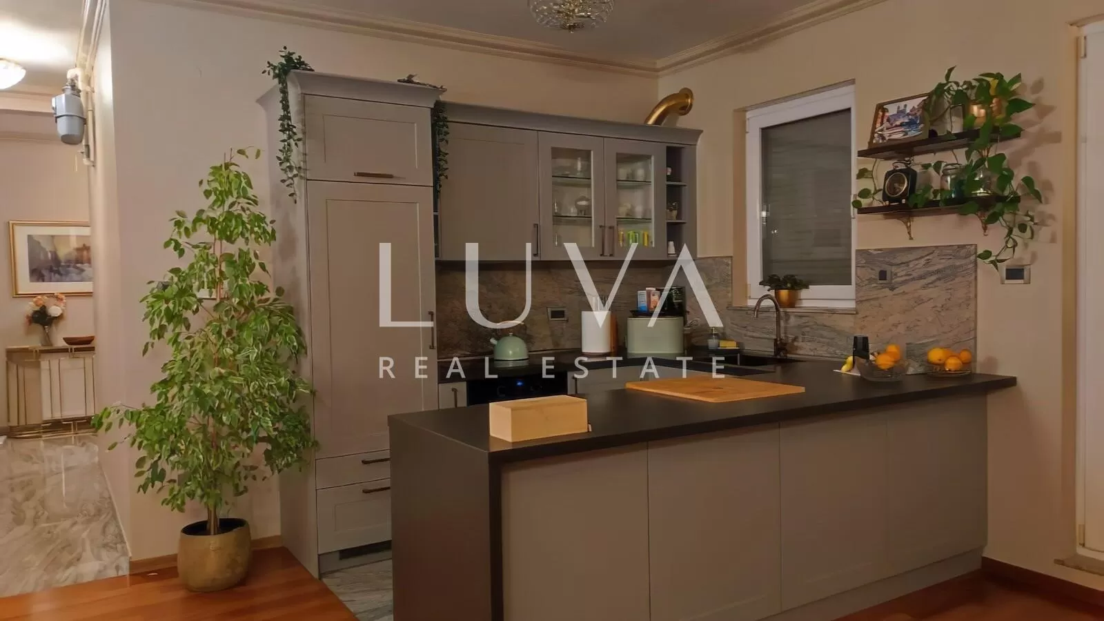 Vrhovec, luxuriös ausgestattetes Penthouse 130m2 zu verkaufen