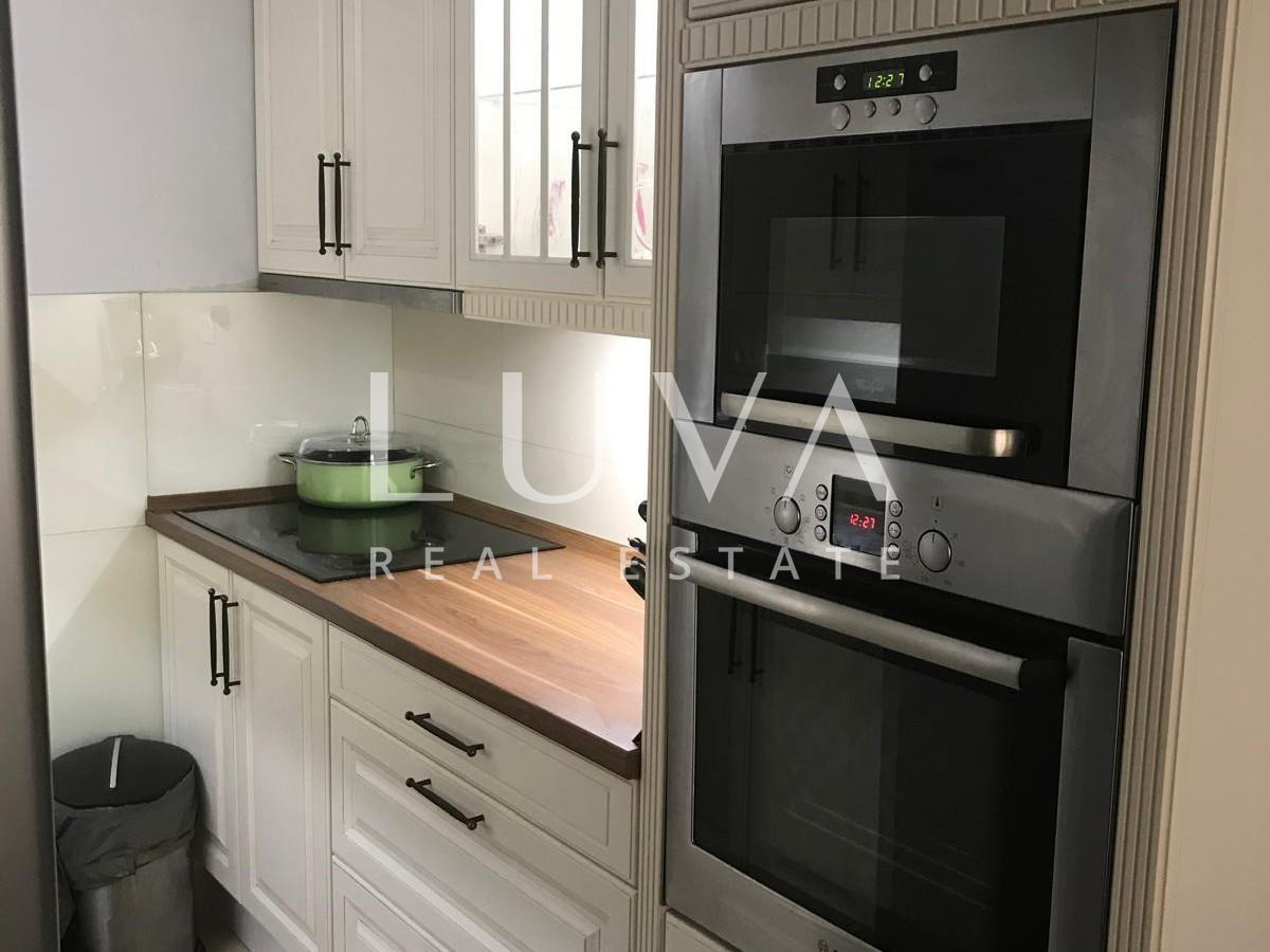 Split, Sućidar, Verkauf einer großen und vollständig eingerichteten Wohnung, 83 m²