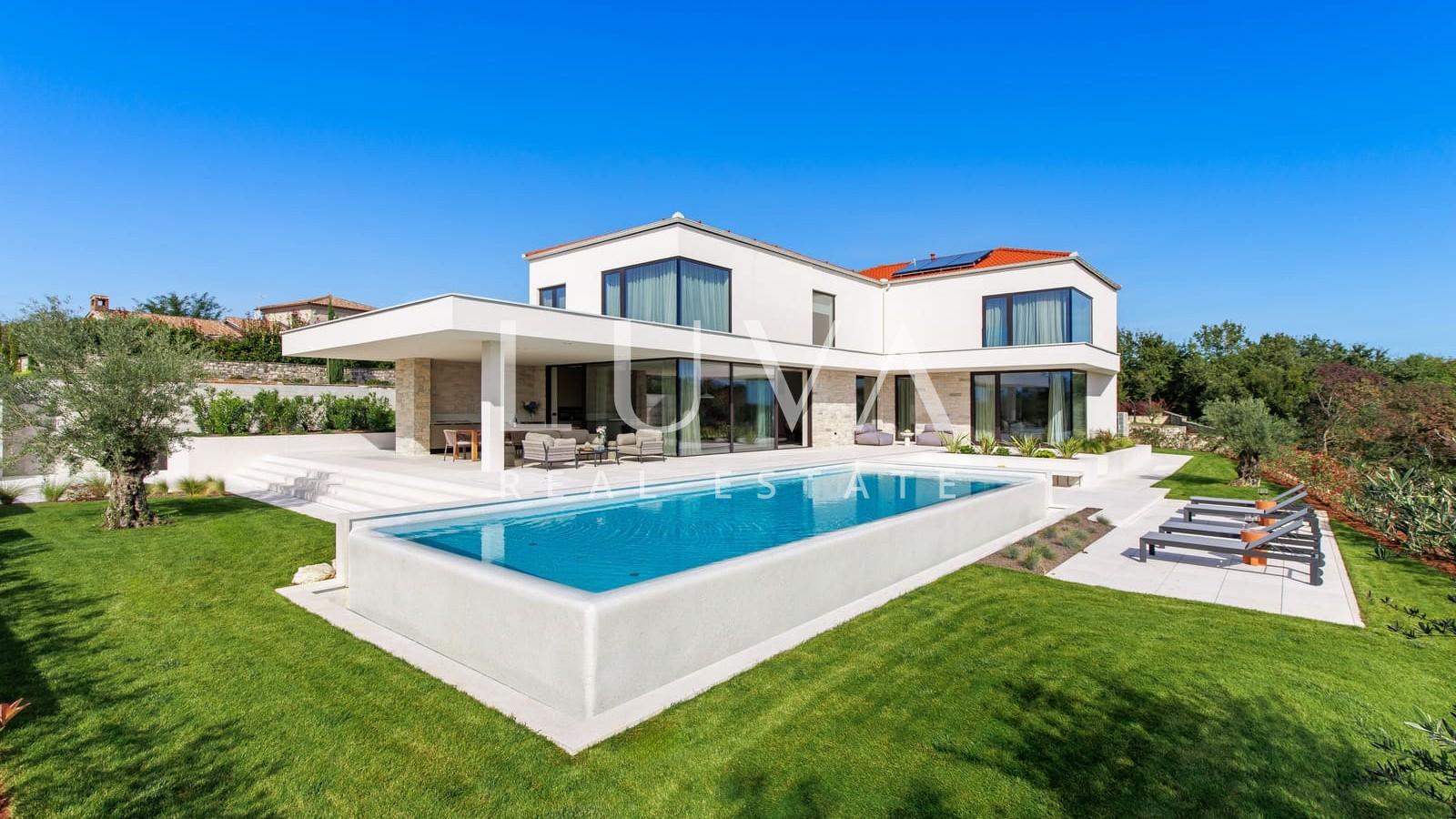 Sveti Lovreč, Istrien, Luxusvilla mit Pool zu verkaufen