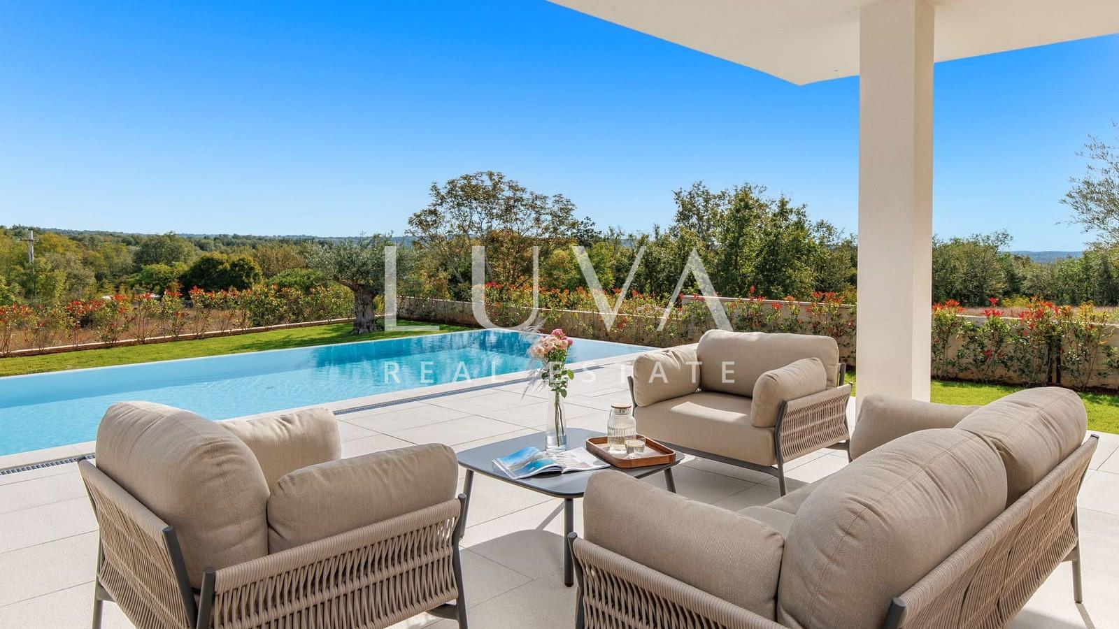 Sveti Lovreč, Istrien, Luxusvilla mit Pool zu verkaufen